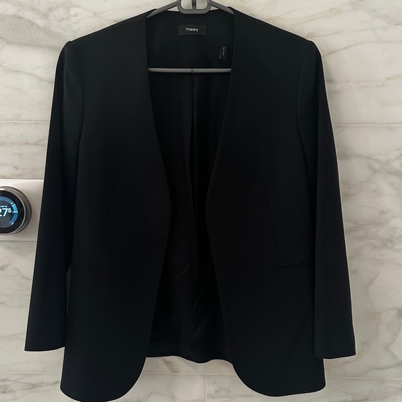 Theory Lindraya Admiral Crepe Blazer – Size 6 (fits like S/M) Classic open-front - Picture 1 of 6